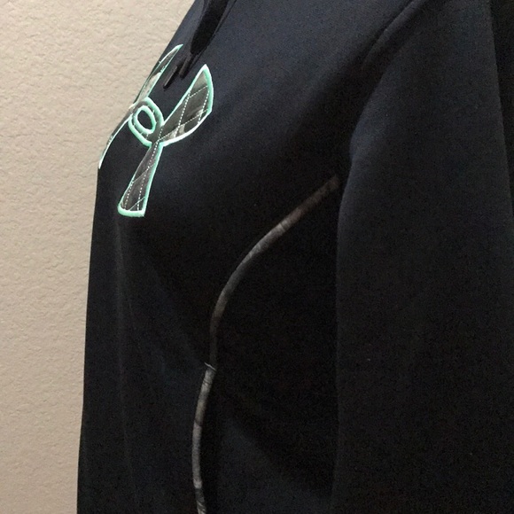 Under Armour Women's Hoodie - Picture 2 of 4